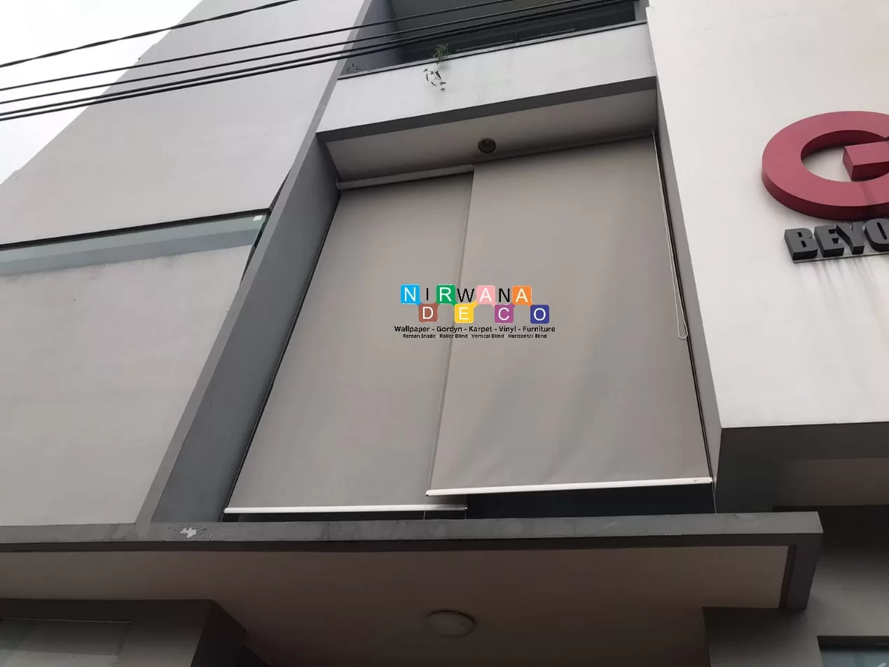 Pemasangan Roller Blind Di Podung Kidul