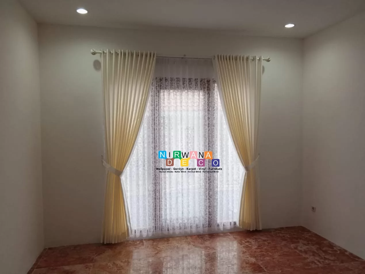 Pemasangan Gorden Di Turi
