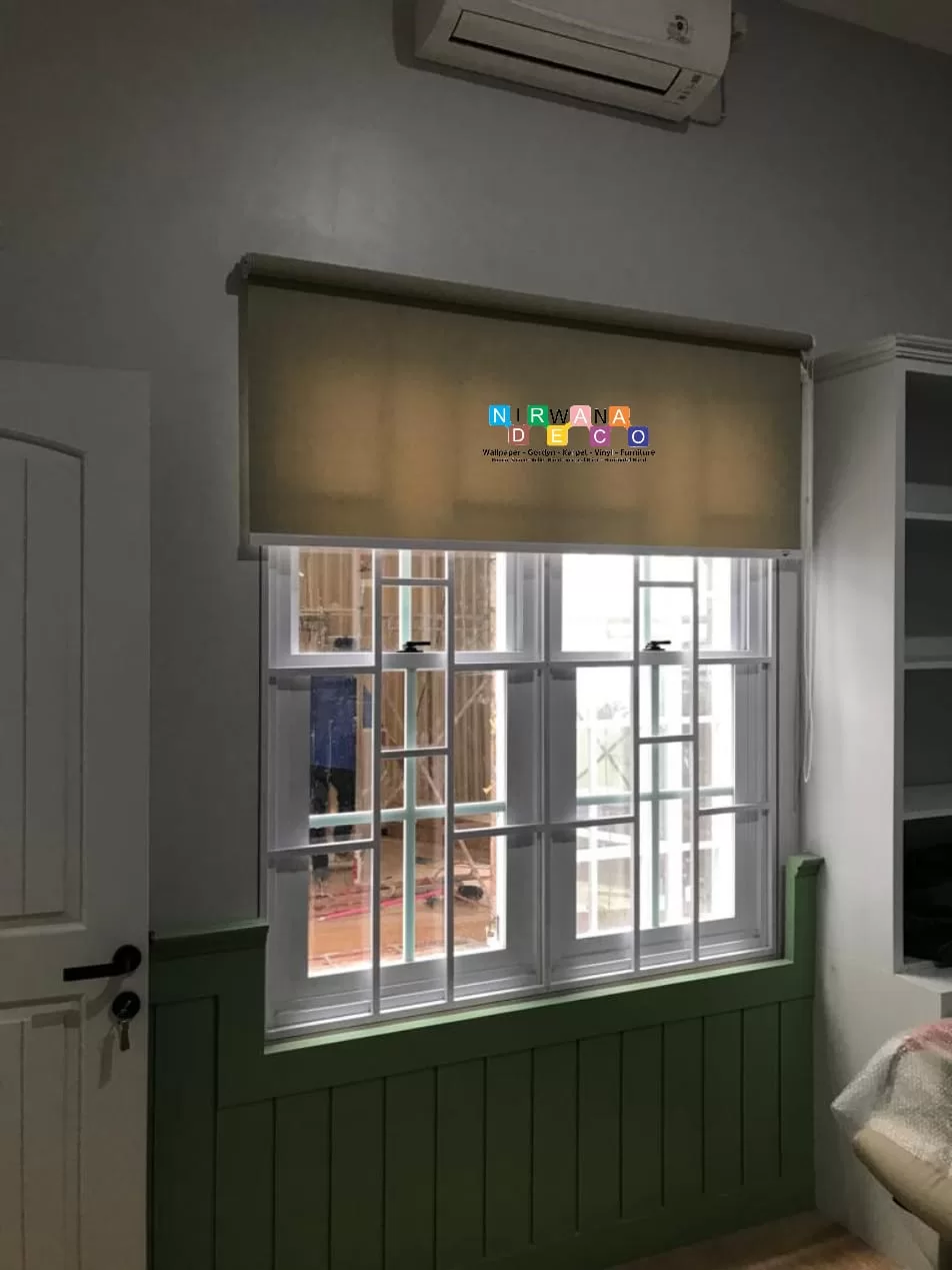 Pemasangan Roller Blind Di Pogung Baru