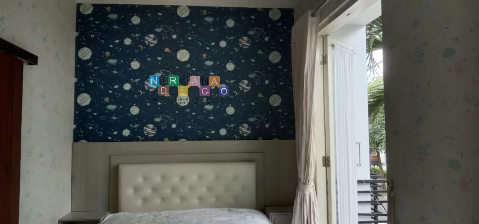 Pemasangan Wallpaper Di Perumahan Victoria Residence, Yogyakarta