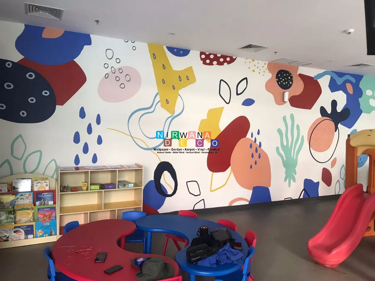 Pemasangan Wallpaper Custom Di Novotel