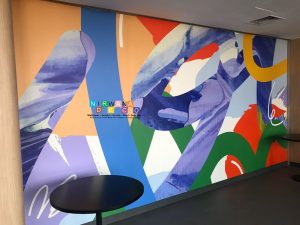 Pemasangan Wallpaper Custom Di Novotel