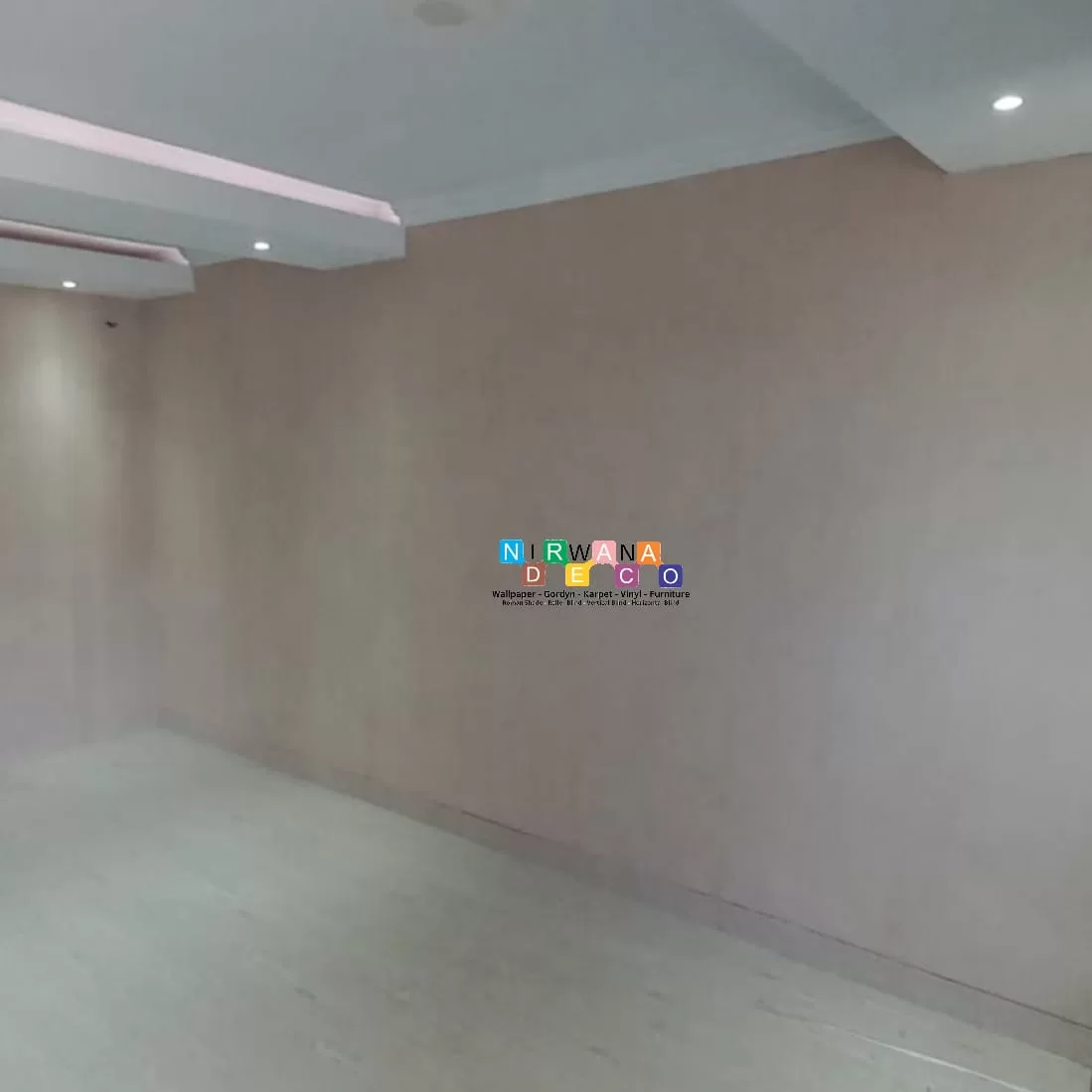 Pemasangan Wallpaper Di Kost Putri Blessing House