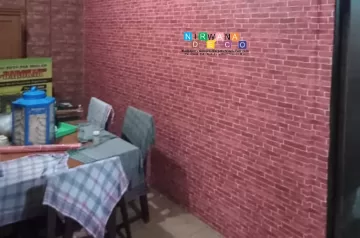 Pemasangan Wallpaper Di Soto Pak Sholeh