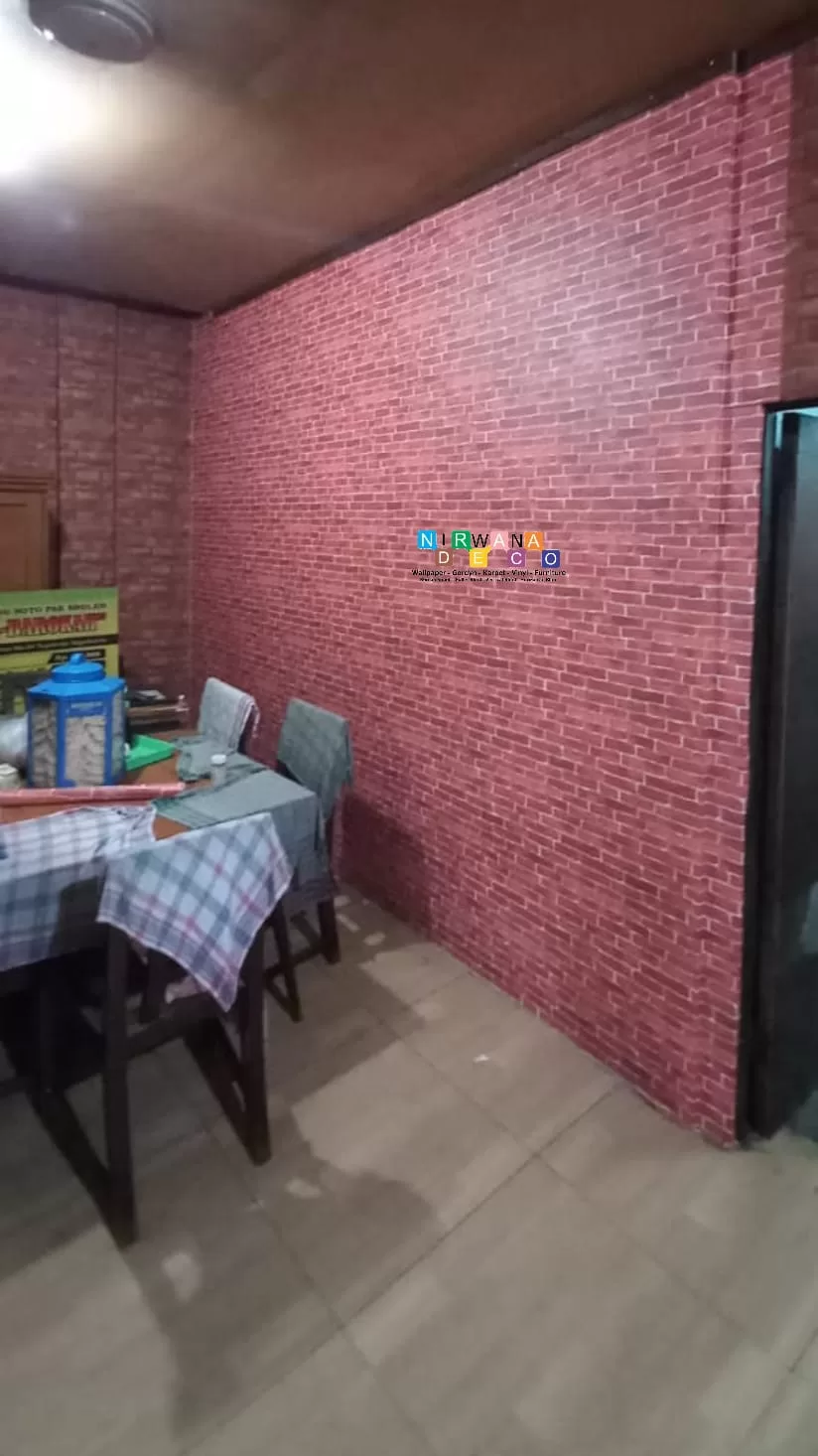 Pemasangan Wallpaper Di Soto Pak Sholeh