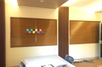 Pemasangan Wooden Blinds Di Loka Riset Mekanisasi PHP