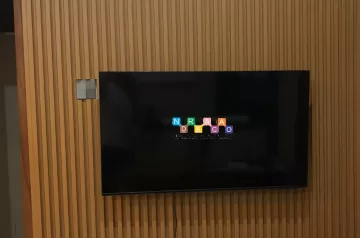 Pemasangan Wood Panel Di Samara Regency