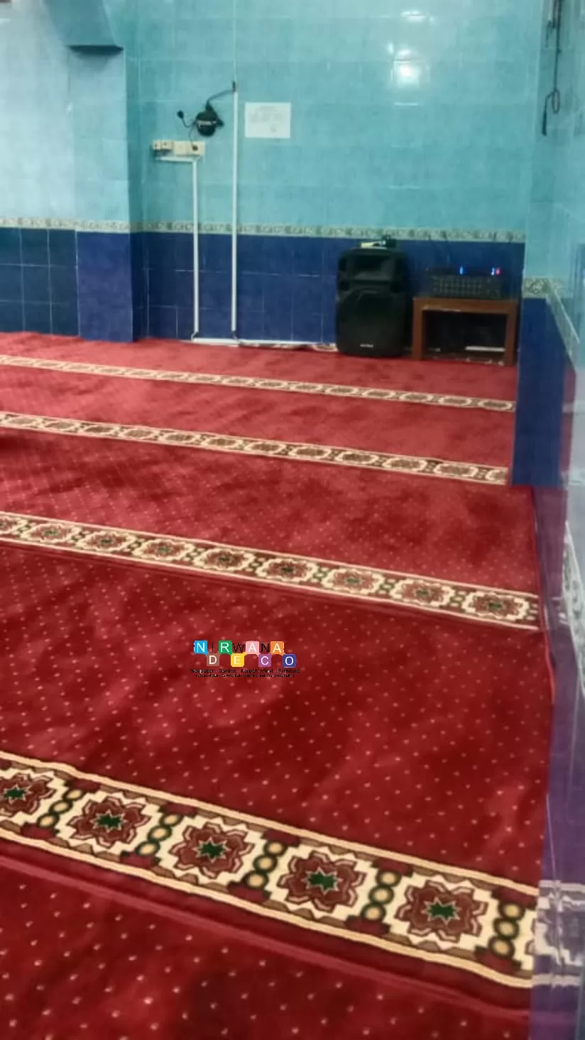 Pemasangan Karpet Masjid Di Masjid Baiturrahim