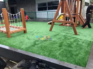 Pemasangan Karpet Rumput Di OTADAN Resto, Pakem, Sleman