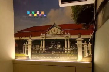 Pemasangan Wallpaper Custom Di Jalan Palagan