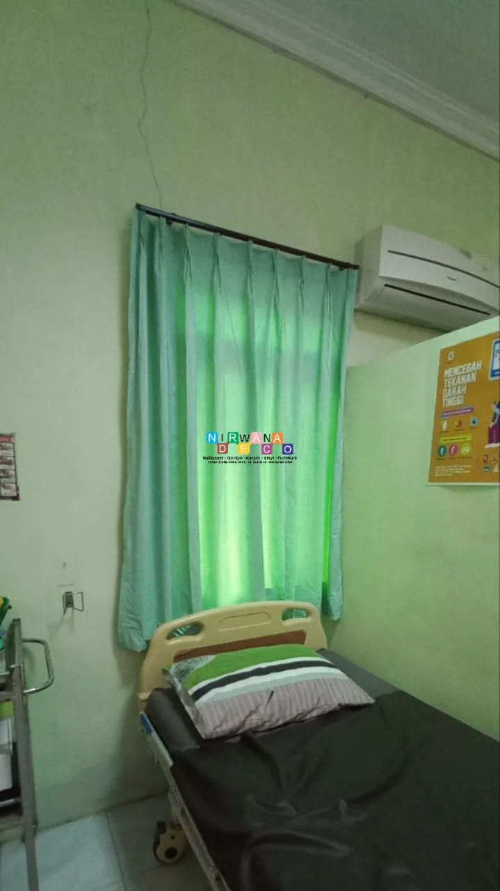 Pemasangan Gorden Anti Darah Di RS PKU Muhammadiyah