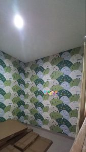 Pemasangan Wallpaper Di Perumahan Telaga Asri