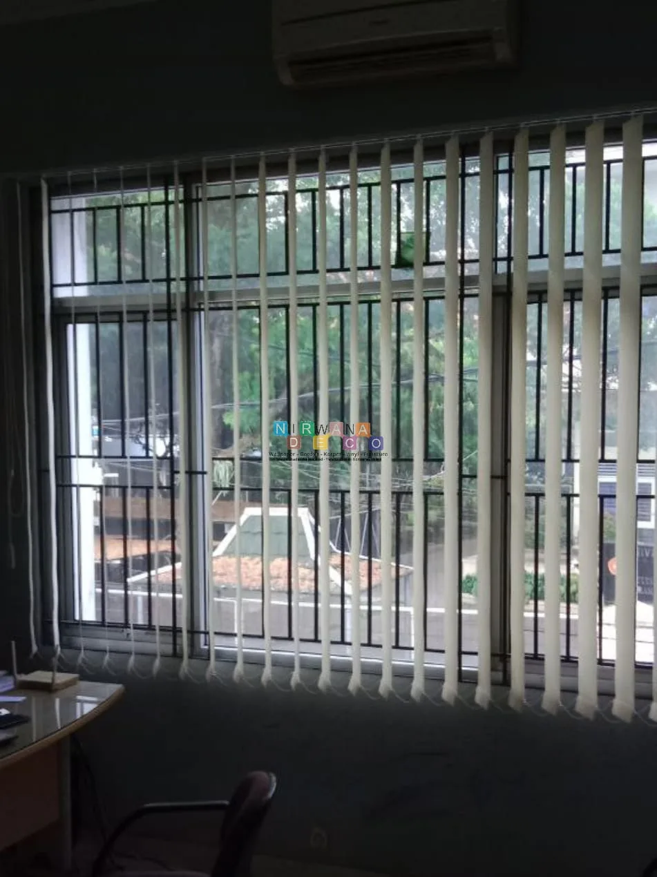 Pemasangan Vertical Blind Di Jl Ahmad Jazuli, Kotabaru, Yogyakarta