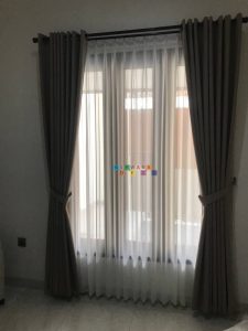 Pemasangan Gorden Di Ndalem Soeratin Guesthouse, Jetis, Yogyakarta