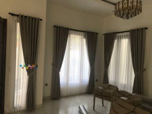 Pemasangan Gorden Di Ndalem Soeratin Guesthouse, Jetis, Yogyakarta