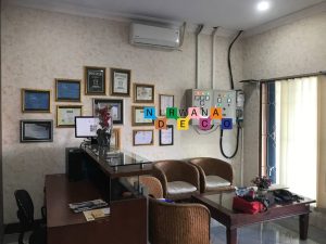 Pemasangan Wallpaper Di Kantor Asuransi Bintang, Yogyakarta