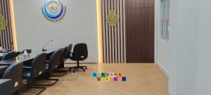 Pemasangan Vinyl Lantai Di Loka Riset Mekanisasi Perikanan