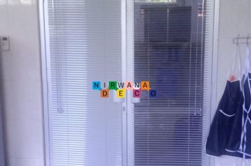 Pemasangan Horizontal Blinds Di Loka Riset Mekanisasi Pengolahan Hasil Perikanan