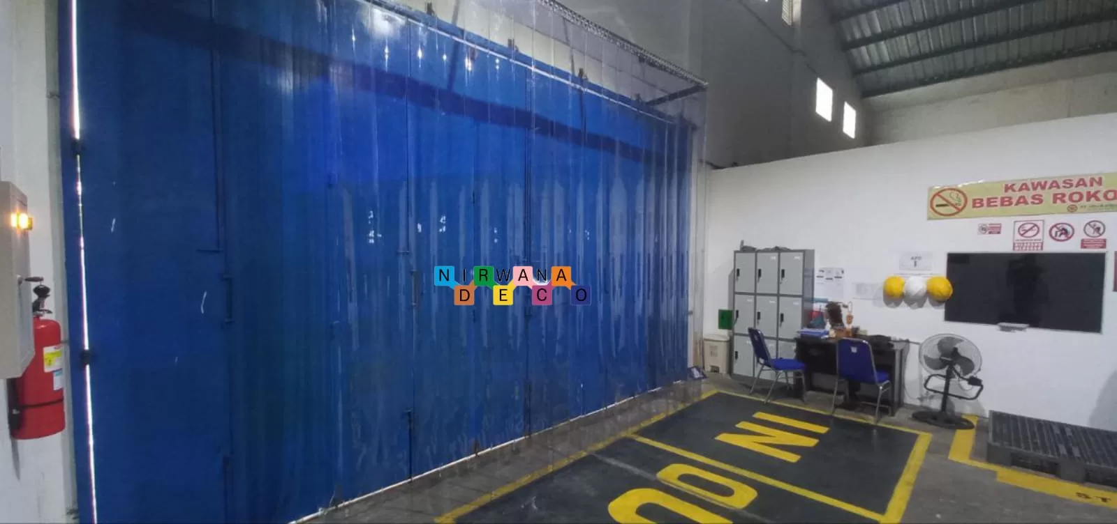 Pemasangan Tirai PVC Di PT Sinar Roda Utama