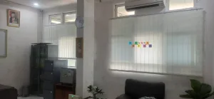 Pemasangan Vertical Blinds Di RSUD Wirosaban, Yogyakarta