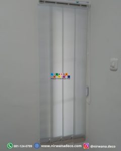 Vertical Blinds adalah penutup jendela dengan bentuk vertical yang berfungsi untuk mengatur cahaya masuk ke ruangan.