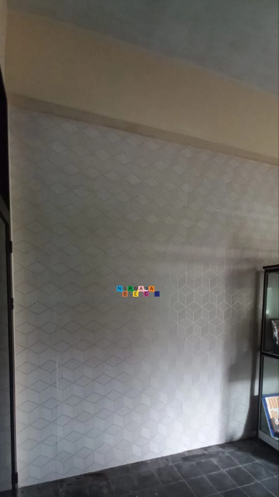 Pemasangan Wallpaper Di SMK Buana Pelita Sewon