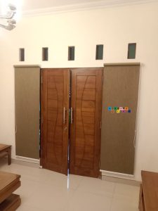 Pemasangan Roller Blinds Di Rejowinangun