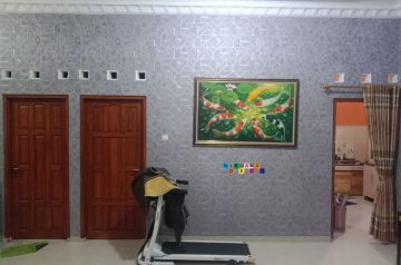 Proyek Pemasangan Wallpaper Di Jalan Pakel Baru