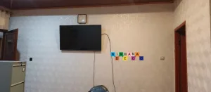 Pemasangan Wallpaper Di Kantor DPRD Bantul - Wallpaper dinding merupakan pelengkap dekorasi dinding yang di gunakan untuk menutupi dan menghiasi permukaan dinding, Memberikan pola dan warna pada ruangan. Kali ini Nirwana Deco kembali melakukan pemasangan di Kantor DPRD Bantul.