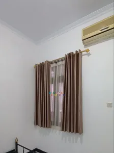 Pemasangan Gorden Di Griya Petinggen, Karangwaru, Yogyakarta