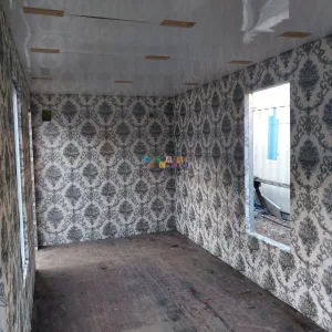 Pemasangan Wallpapper Peti Kemas di Kalianak