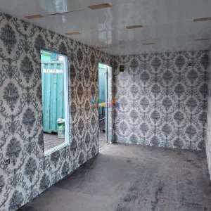 Pemasangan Wallpapper Peti Kemas di Kalianak