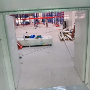 Pemasangan Tirai PVC dan Railing di Delifru Interior Lamongan