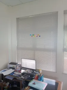 Pemasangan Horizontal Blinds Di TK Budi Mulia Dua, Yogyakarta