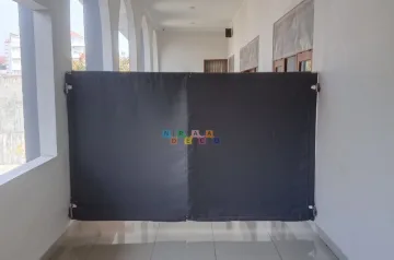 Pemasangan Gorden Di Fakultas Ekonomi dan Bisnis UII, Yogyakarta