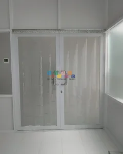 Pemasangan Tirai PVC di Gudang Margomulyo Surabaya oleh Nirwana Deco Surabaya