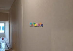 Pemasangan Wallpaper di Pengampon Square Surabaya