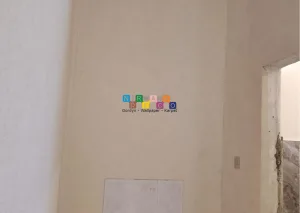 Pemasangan Wallpaper di Pengampon Square Surabaya