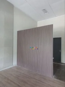 Proyek Pemasangan WPC Di Universitas Siber Muhammadiyah, Yogyakarta