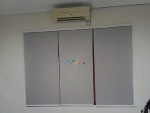 Proyek Pemasangan Roller Blinds Di Kantor Pertahanan Kota, Yogyakarta