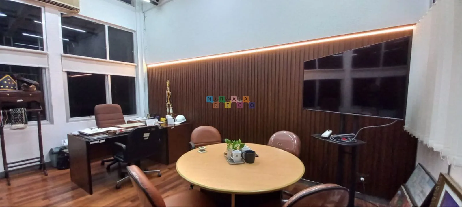 Pemasangan WPC Di Departemen Teknik Sipil dan Lingkungan FT UGM