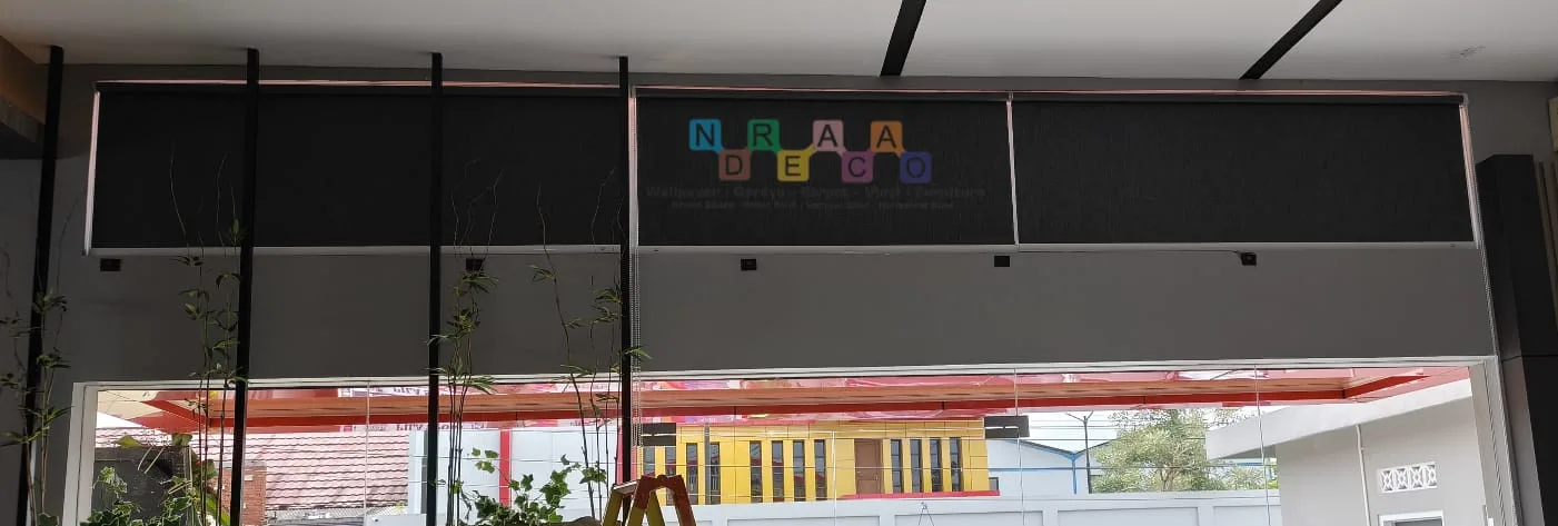 Proyek Pemasangan Roller Blinds Di Kalasan Padel Court, Sleman