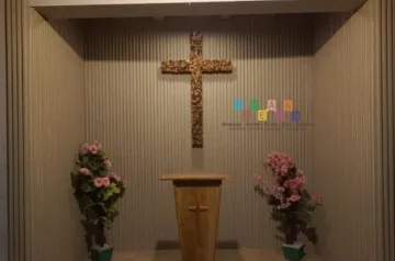Pemasangan WPC Di Gereja Demangan, Yogyakarta