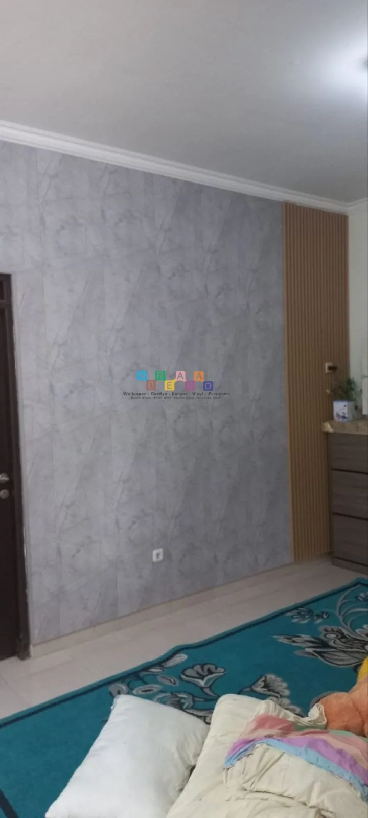 Pemasangan Wallboard dan WPC Di Purimas Tamansari, Tamanan, Bantul 